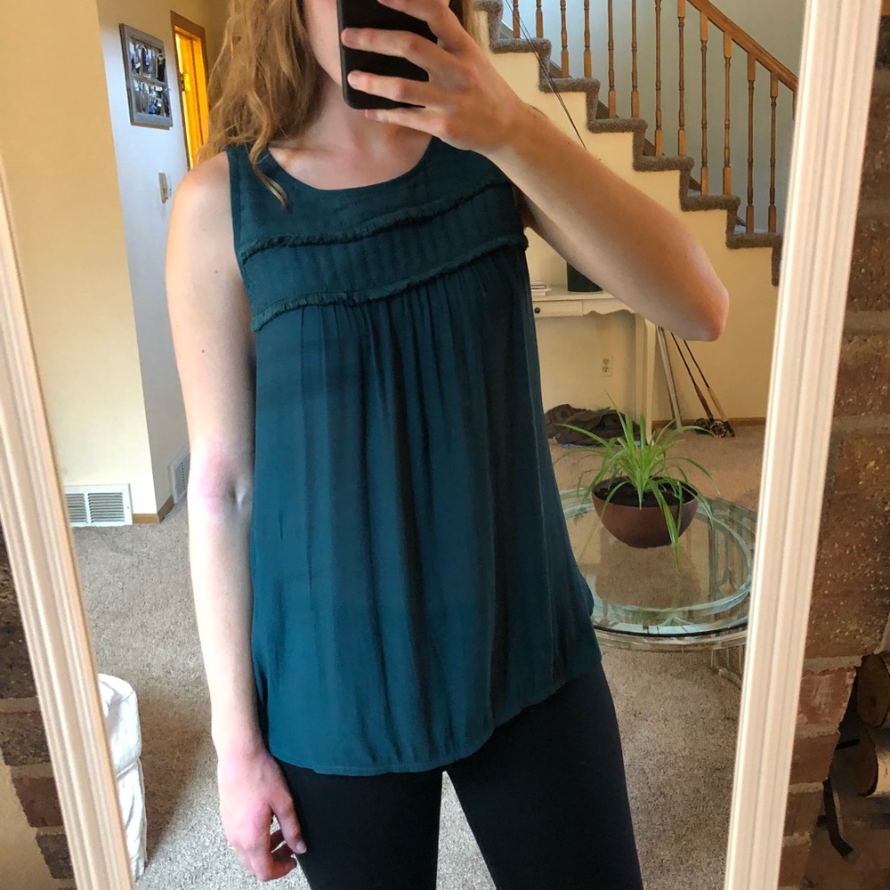 Never-worn Loft tank top.